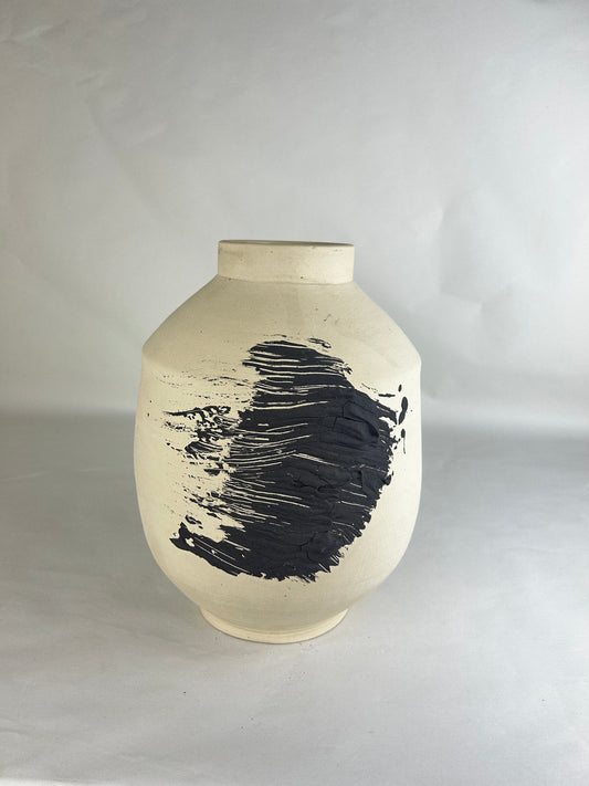 Brush vase 2
