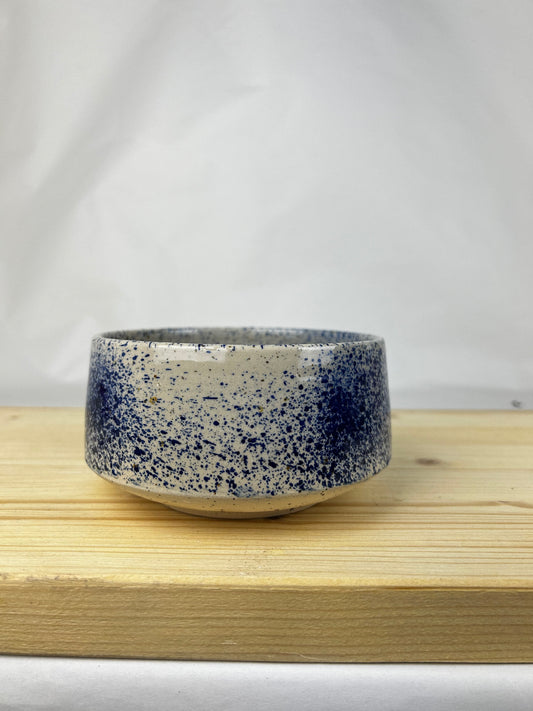Blue spray bowl